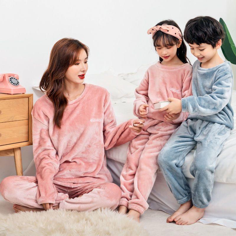 Bộ Đồ Ngủ Cho Bé Gái, Chất Liệu Nhung San Hô, Dày Dặn Cho Mùa Thu Và Mùa Đông, Thích Hợp Cho Trẻ Em Và Phụ Nữ, Áo Cánh Và Quần Ấm Áp, Trang Phục Mặc Nhà Cho Cha Mẹ Và Con Cái 2