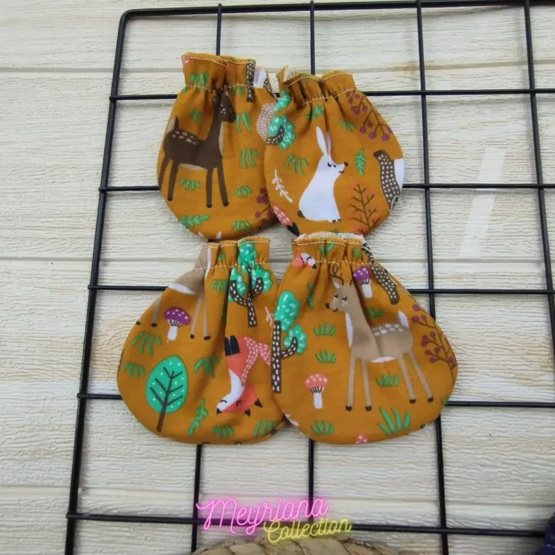 6 Set Sartaki Bayi 3 Sarung Tangan Bayi 3 Sarung Kaki Bayi Motif Printing Animlas Zoo 2