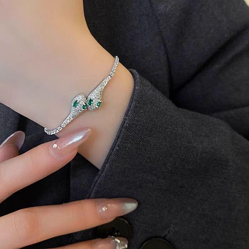 Product Introduction of Vòng Tay Có Thể Điều Chỉnh Hình Rắn Hoàng Đạo, Zircon Rhinestone Màu Xanh Lá Cây Sang Trọng, Dành Cho Nữ, Nhẫn Và Hoa Tai, Quà Tặng Trang Sức 10