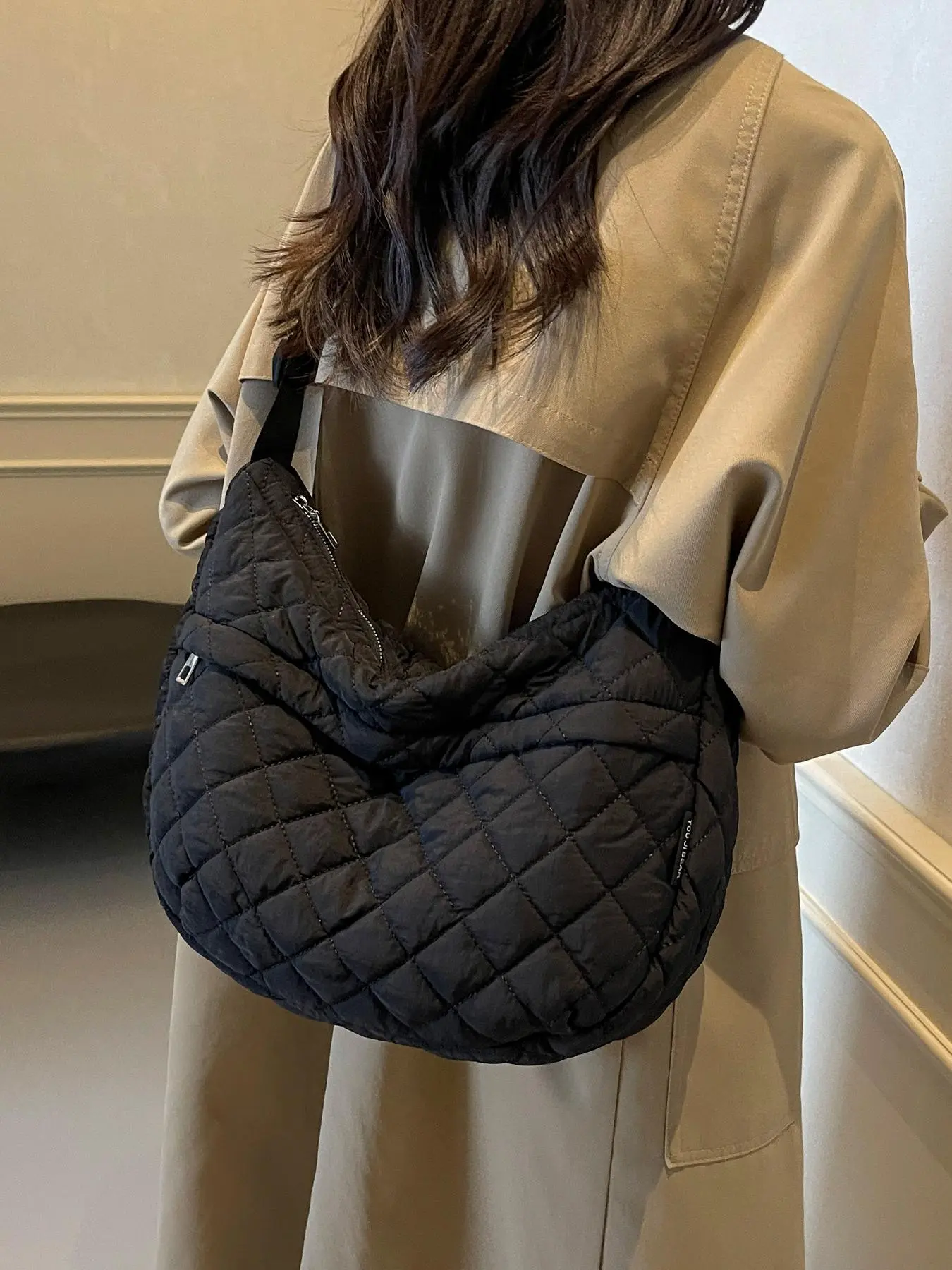 Women's Solid Color Quilted Crossbody Bag, Fashionable Large Capacity Shoulder Bag for Daily Used, Casual Trendy Versatile High-quality Daily Commuting Bag
