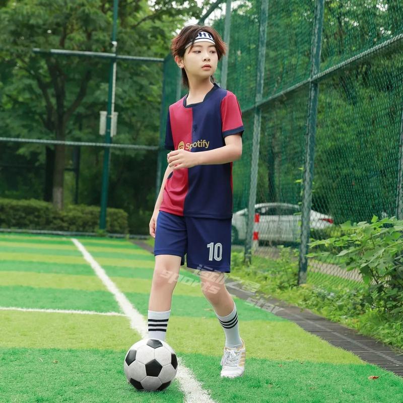 Product Introduction of Children's sports suit boy girl  Barcelonas Fans shirt Training wear games rugby Football Shirt   Kids Child Sets Kit uniform 7
