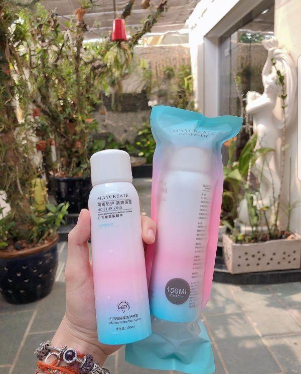 Combo 2 chai kem chống nắng body 150ml dạng xịt, xịt chống nắng body