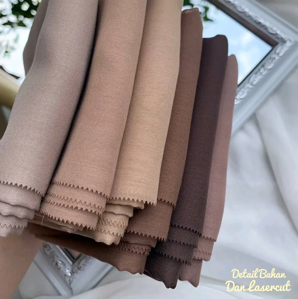 Promo Hijab Segiempat Paris Olive Umam| Hijab Segi empat Premium Metal Logo