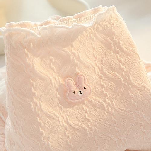 Product Introduction of Quần Lót Nữ VALICA L2861 Cotton Phối Ren Lượn Sóng Mềm Mại Hình Thỏ Đính Nơ Đáng Yêu - Màu Trắng 16