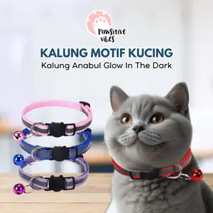Pawsitive Vibes Kalung Kucing Reflektif dengan Lonceng - Kalung Hewan Peliharaan Dengan Strip Reflektif Adjustable - Aksesoris Kucing