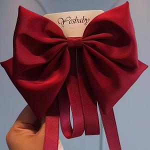 เครื่องประดับผมเจ้าหญิง Runaway, วัสดุผ้าซาติน, โบว์ใหญ่สีแดง, สำหรับเด็ก, กิ๊บติดผมมงกุฎประณีต, คลิปสปริงหรูหราด้านหลังศีรษะ, เหมาะสำหรับผู้หญิง, ราคาไม่แพง, หรูหรา, ทันสมัย, พร้อมใช้งานสำหรับปี 2025