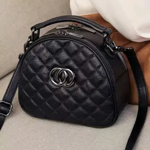 MANONI SHOP - TAS SELEMPANG WANITA MOTIF JAHIT BENTUK OVAL MODEL KOREA BAHAN KUALITAS IMPORT Kulit PU