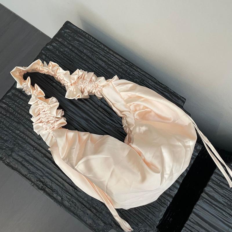 Product Introduction of Women Fashion Korea Ins Casual Pleated Lace Drawstring Designer Vintage Y2k Ladies Large Capacity Shoulder Canvas Bag Backpack 10