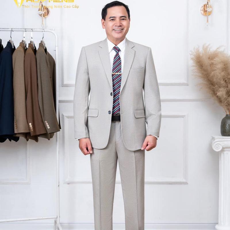 Bộ Vest suit nam suits Huy Men Trung Niên cao cấp Vest trung tuổi đẹp chất liệu nhập khẩu Ấn Độ 2026 tặng sơmi cavat ,túi bảo quản kẹp cavat thắt lưng da Menswear Polo Lê Có Cổ Pants