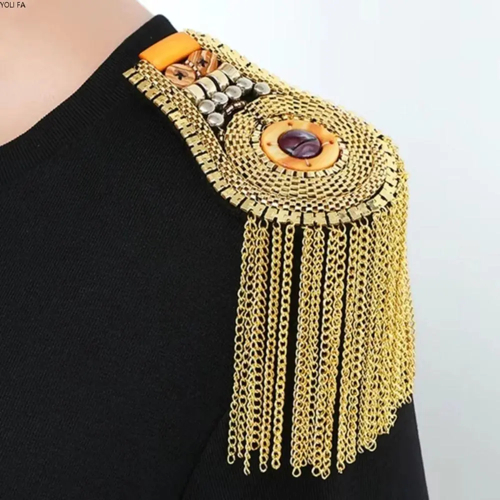 YOLI FA Retro Pin Club Tassel Chain Epaulette Cool Breastpin Rivet Shoulder Badges Shiny Jacket Vintage Brooch Knight's uniform