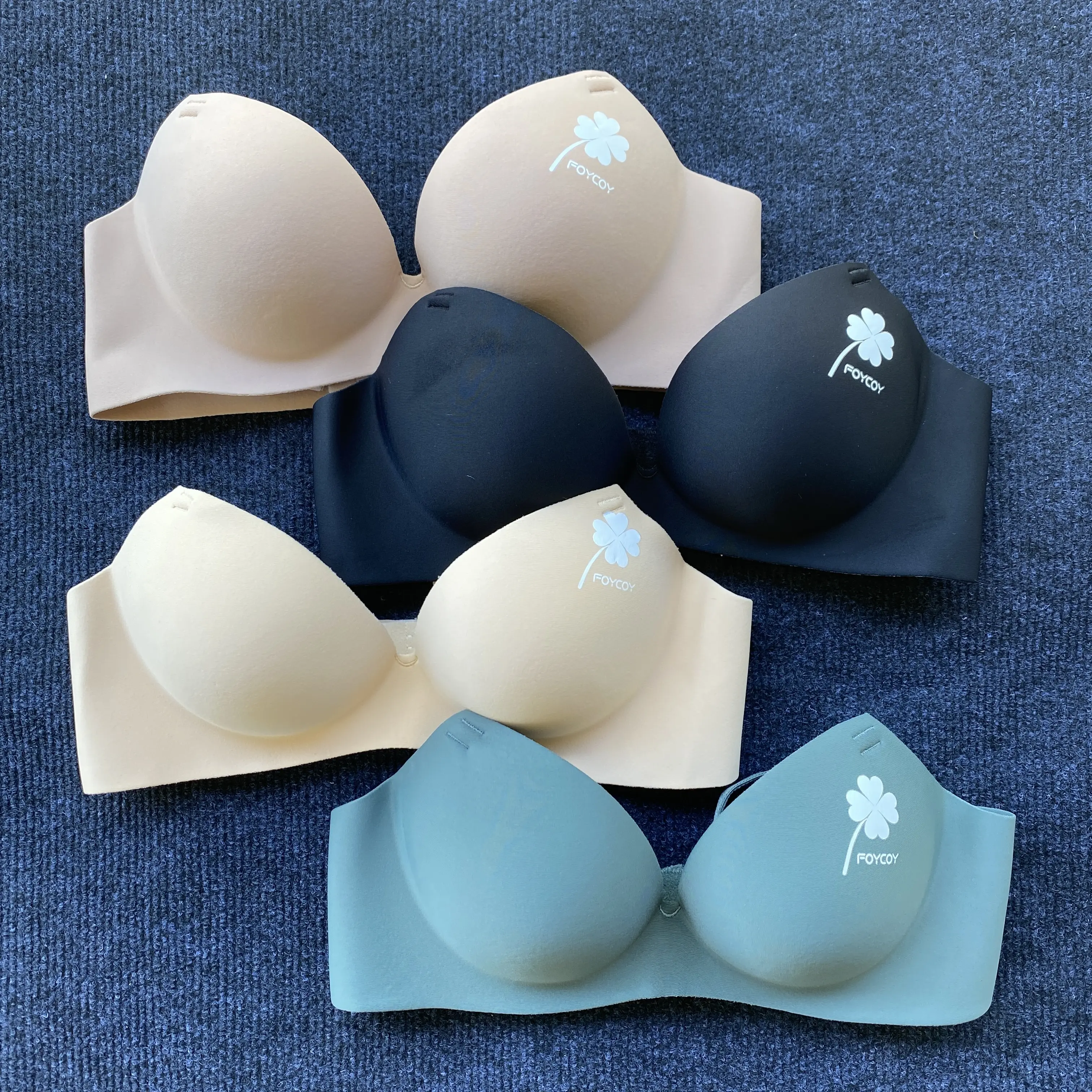 combo 3 áo lót su trơn ( họa tiết cỏ bốn lá ) nhẹ nhàng, đệm bàn tay 3 phân .