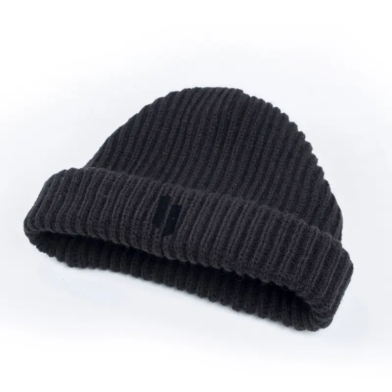 HIGHLAND Beanie Hat Hitam kupluk skena 0