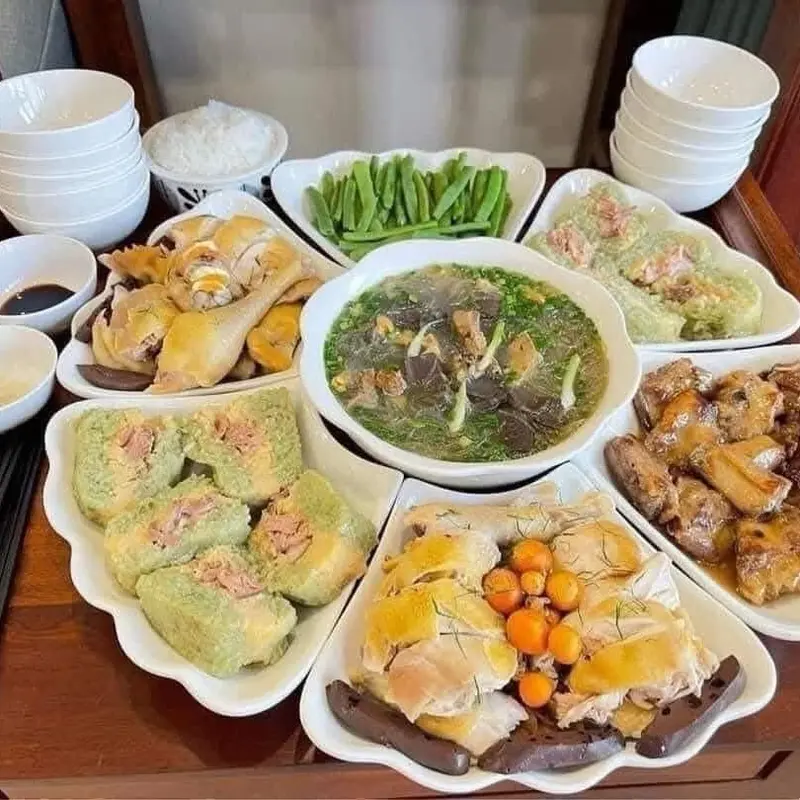 ￼BỘ BÁT ĐĨA HOA MẶT TRỜI NHỰA Có 7 CHI TIẾT THƯƠNG HIỆU NHỰA VIỆT NHẬT CAO CẤP 3