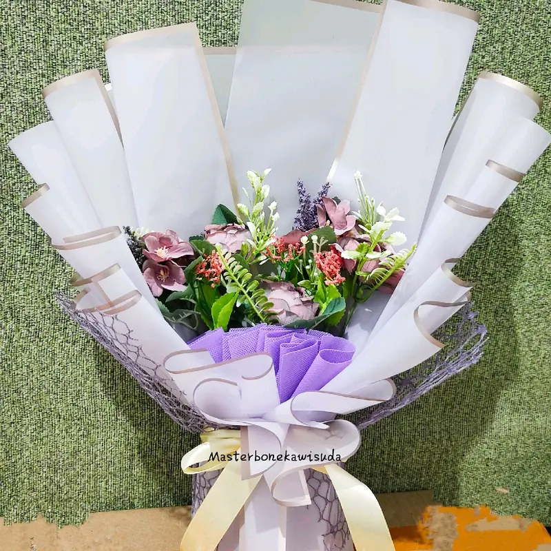 Buket Wisuda bunga mawar artificial kado Wisuda tanpa boneka wisuda tanpa buket uang 0
