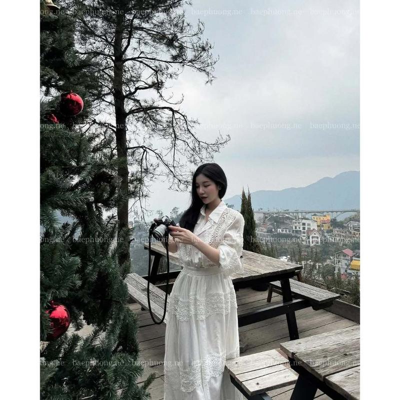  Set váy ren Chililuu áo sơ mi ren dài tay kèm váy đai chun dáng xòe vạt ren phong cách sang chảnh 