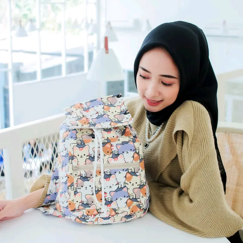 Ransel Kanvas Serut Face Cats 1