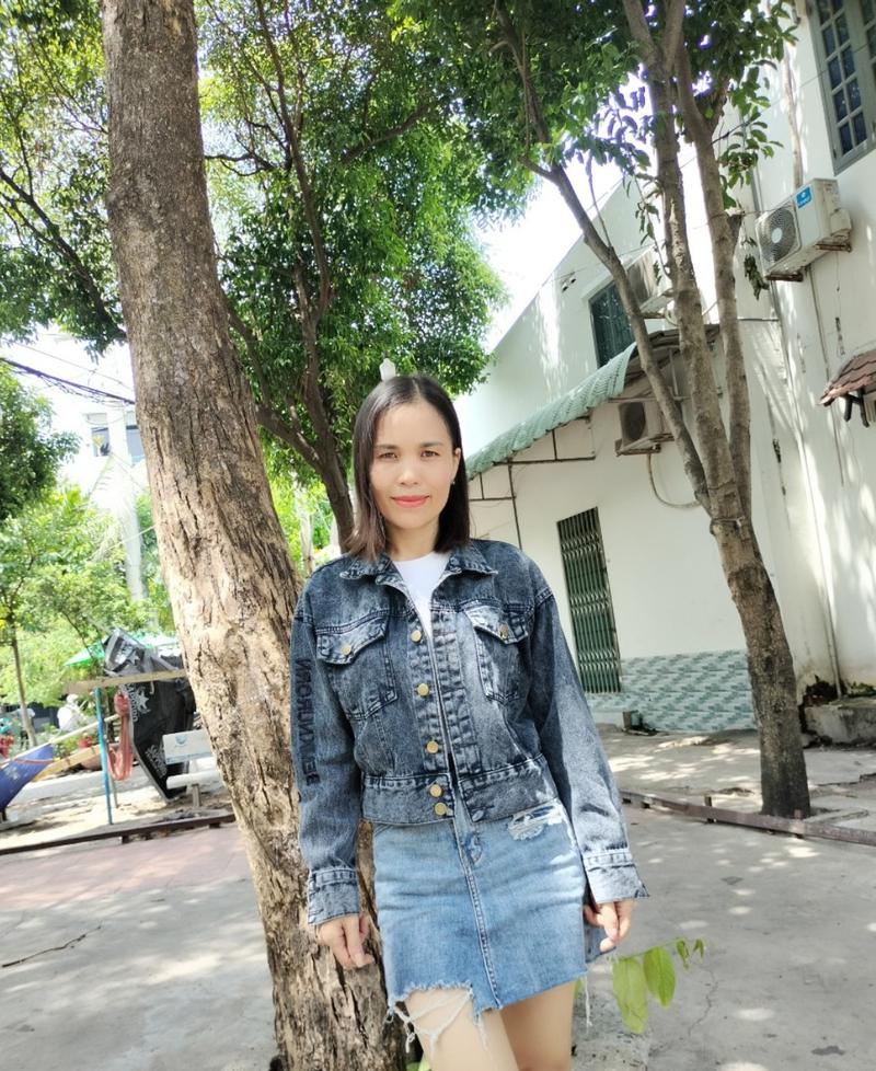 Product Introduction of [TÚI TRONG- 40 75] TopÁo khoác jean nữ thêu feng phong cách XÁM CHUỘT tôn dáng  from vừa Jacket cực xinh Women free size 40 75 kg 5