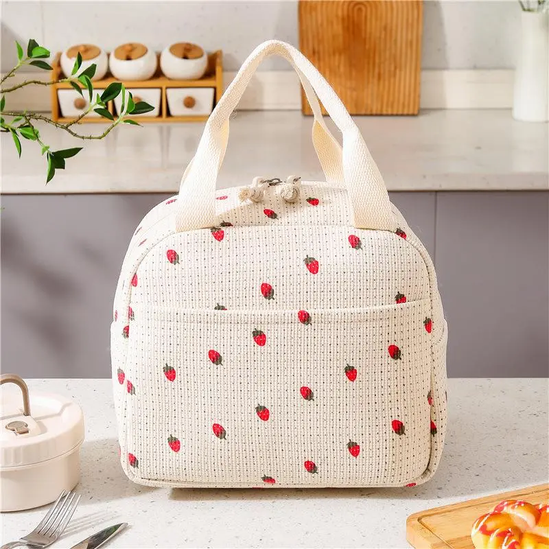 Cute Strawberry Pattern Insulated Lunch Bag, 1 Count Large Capacity Portable Cooler Tote for Women, Ideal for Office, School, Picnic, Camping & Travel