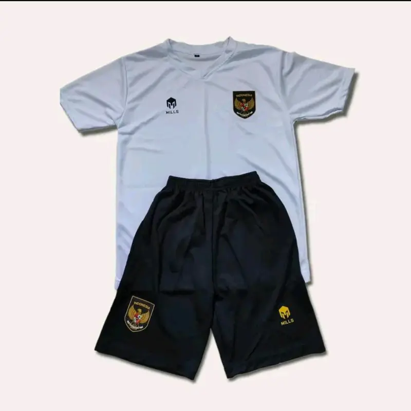 JERSEY OLAHRAGA JERSEY SETELAN TIMNAS 1