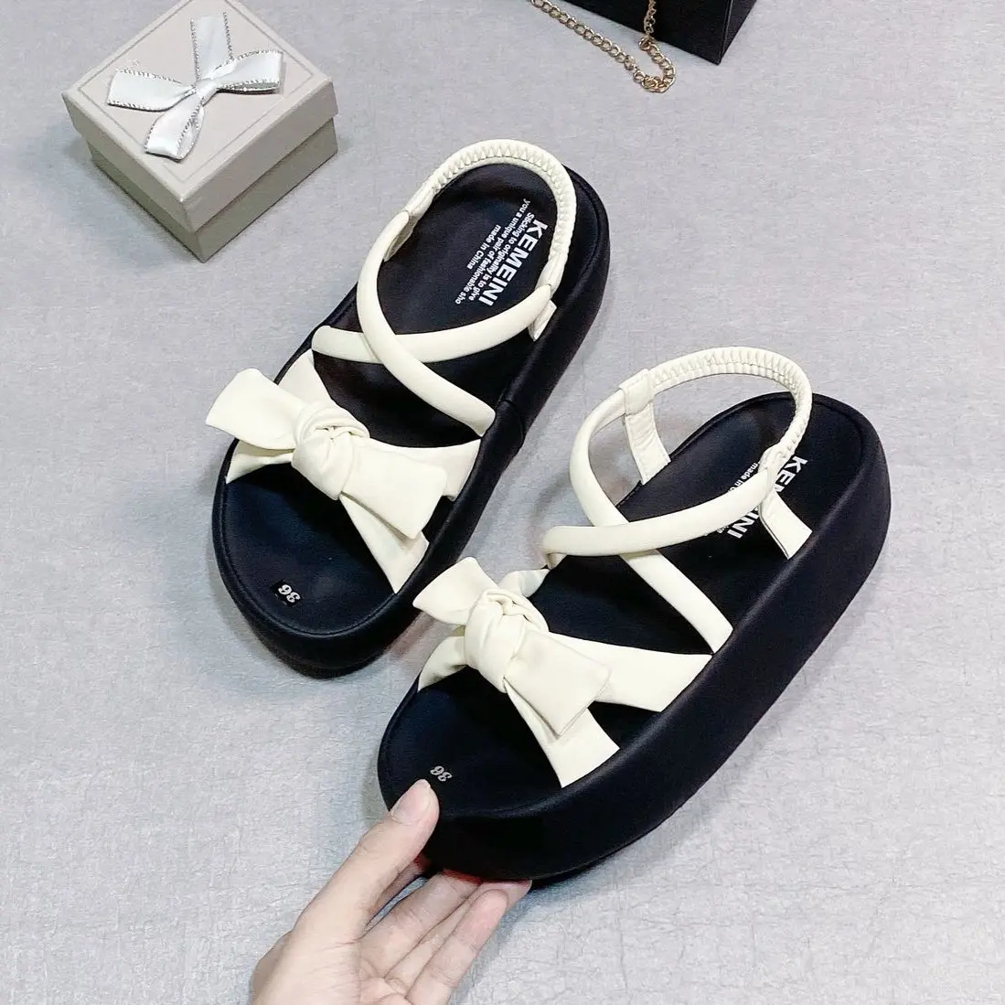 Sandal Nữ hàng QCCC cao 5cm và 2cm quai thun chắc chắn điểm Nơ ú xinh xắn nhẹ chân
