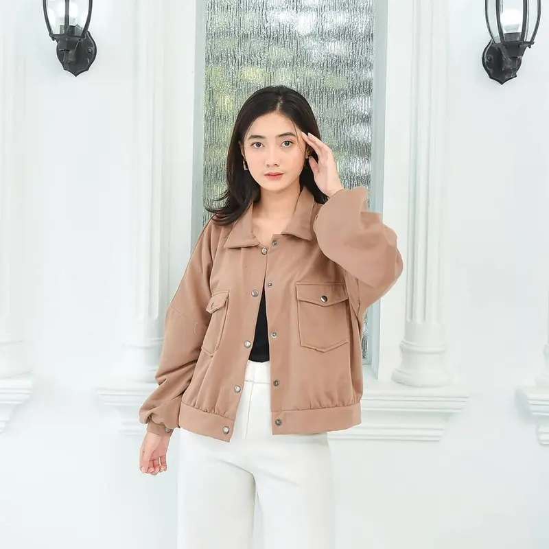 Vallina Olin Jaket Outerwear Wanita Remaja 0