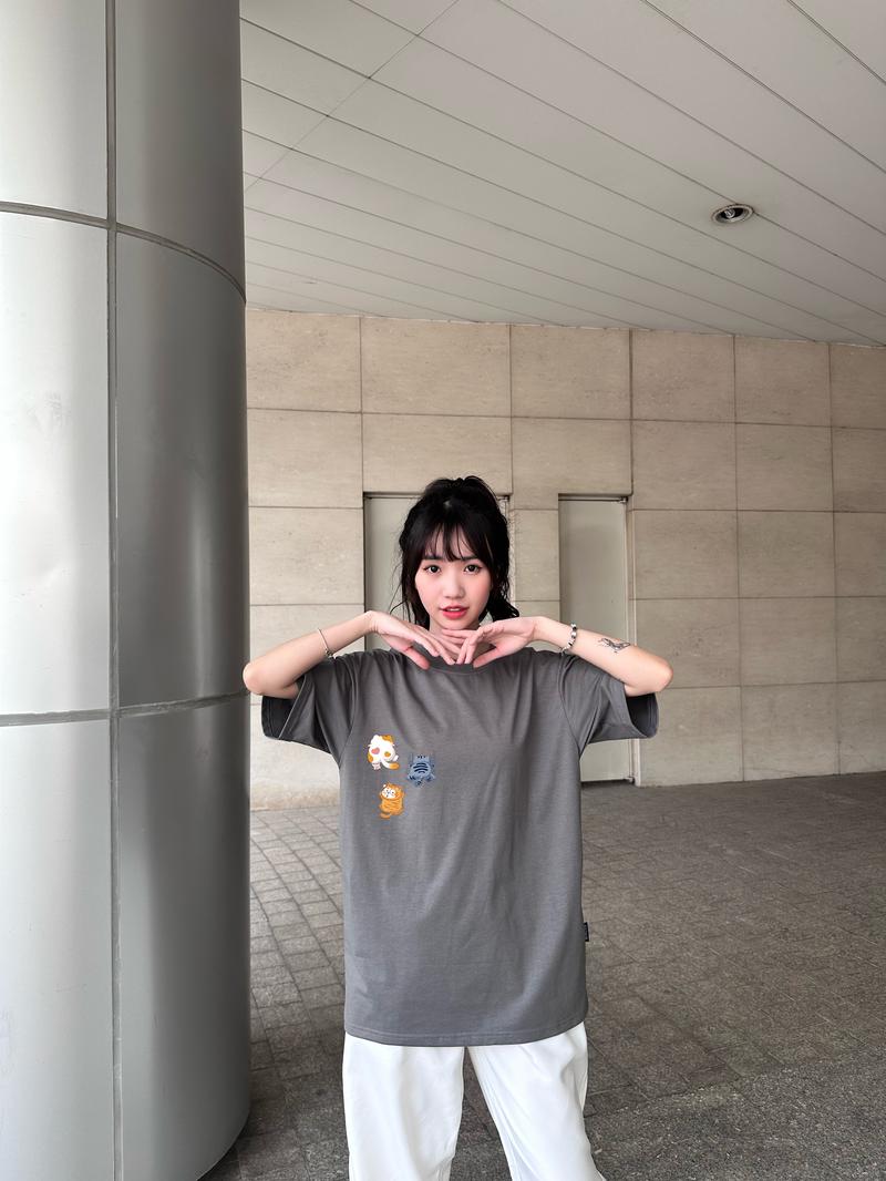 Product Introduction of Áo thun unisex TEEHUB Cat03 phông tay lỡ nam nữ form rộng Local Brand 3