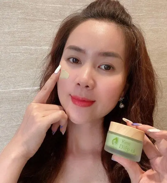 Kem diếp cá dành cho mẹ bầu và sau sinh serum 0