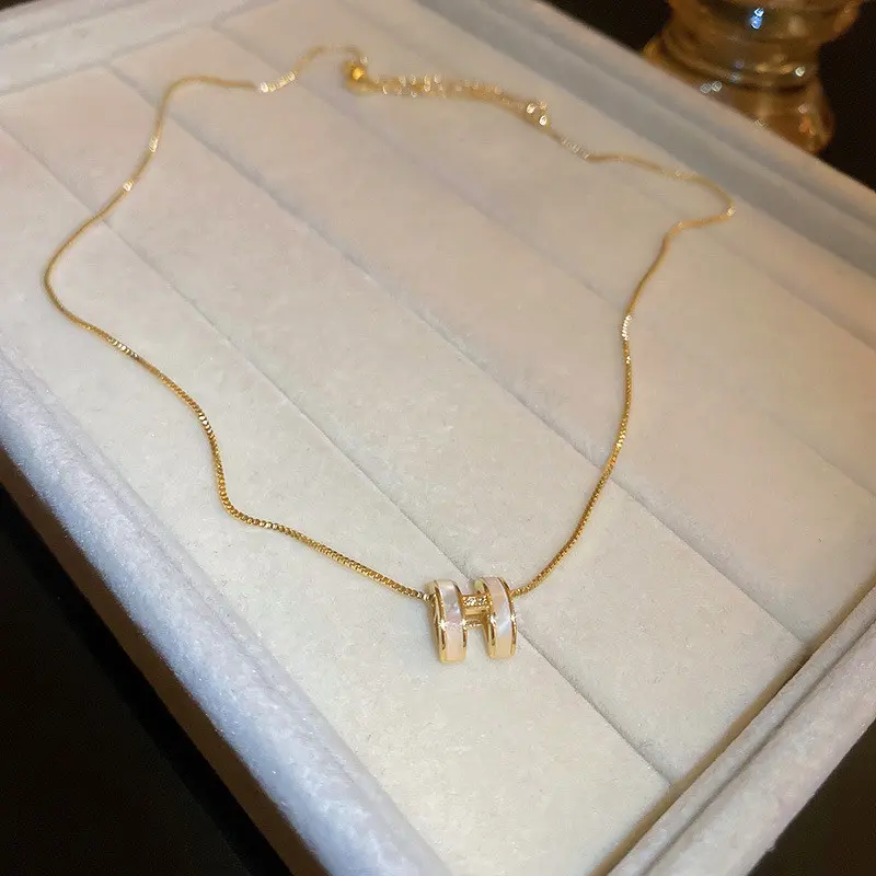Mặt Dây Chuyền Trang Sức Thời Trang, Yinuovo, Dành Cho Nữ, Thiết Kế Chữ Zircon H, Làm Bằng Thép Titan Mạ Vàng 18K, Vòng Cổ Choker, Phong Cách Mới Nhất