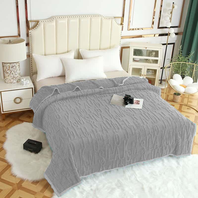Selimut Bulu Dewasa Halus Polos Emboss 5D / Emboss Kupu Kupu Aesthetic 180x200/200x230 List Pinggir New Arrival Kain 5