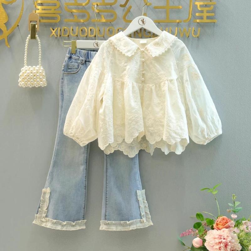 Product Introduction of Baju Fesyen Lengan Panjang Renda Baharu 2024 Perempuan Seluar Jeans Fesyen Set Dua Keping Kanak-kanak Sederhana dan Besar Comel 2