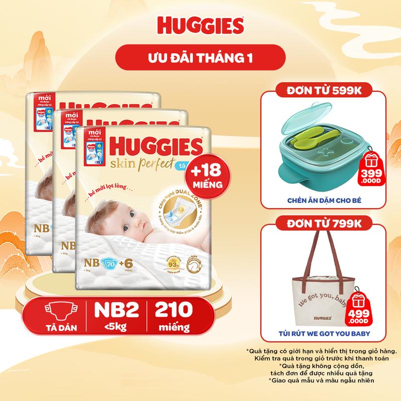 Thùng 3 gói Tã/bỉm dán sơ sinh Huggies Skin Perfect với 2 vùng thấm giảm kích ứng da Size NB70+6/S54+6/S80+2/M76+3