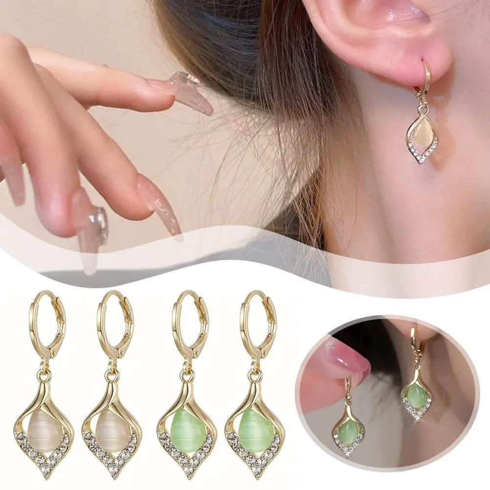 Retro Cat's Eye Earrings Female Temperament Niche Design Water Drop Earrings Fashion Accessories