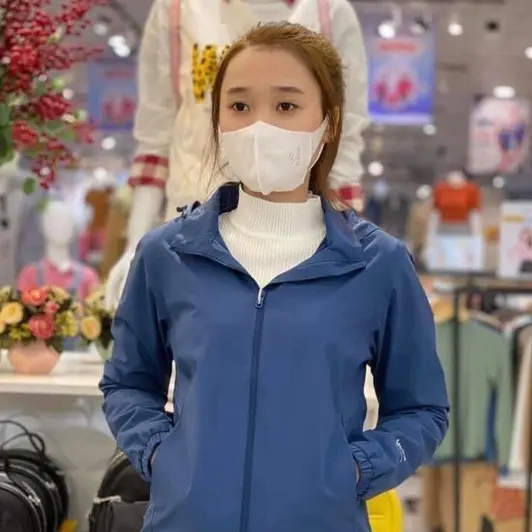 Áo khoác gió nữ chống nước chống bụi lót lưới có mũ tháo rời hàng chuẩn
