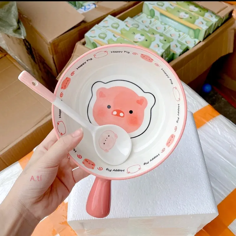 Bộ bát sứ có tay cầm kèm thìa hoạ tiết heo siu cưng 6