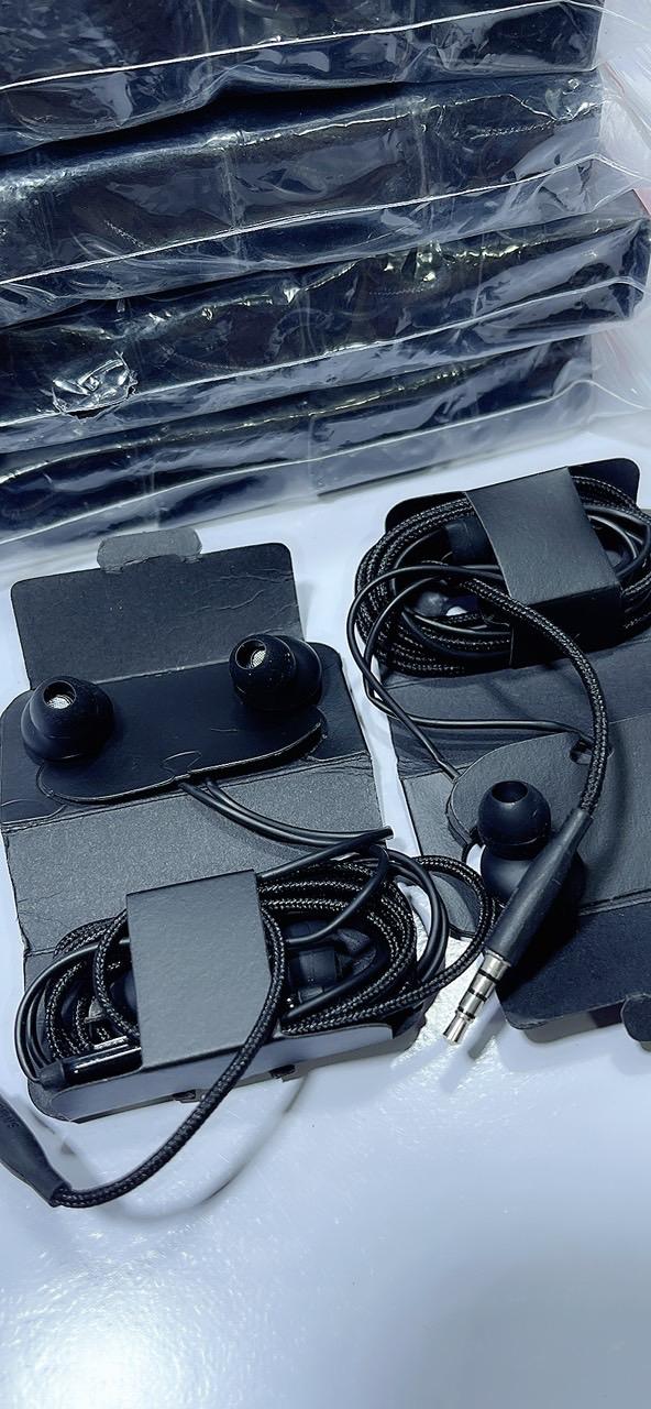 Product Introduction of Combo 2 Tai nghe nhét tai AKkGG cho SS dùng cho :S8 S9 S10 S20 S21 S22 Note 8 Note 9 Note 10 Note 20 jack 3.5 3
