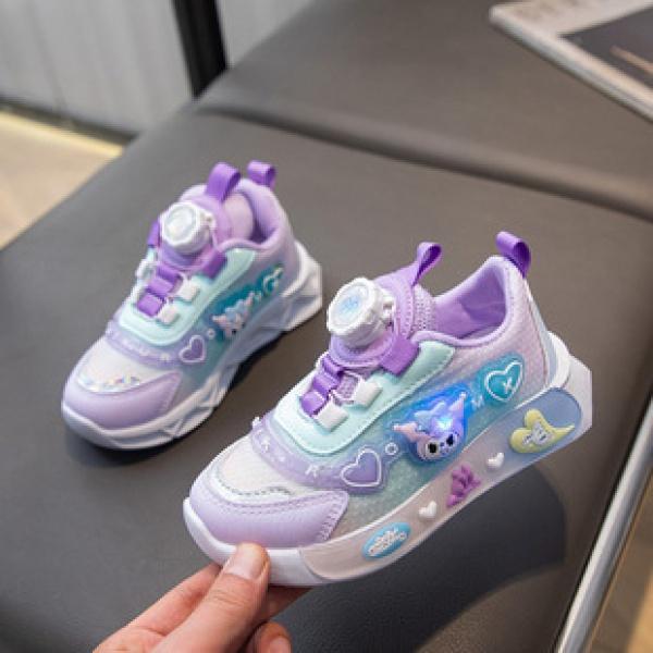 Product Introduction of Spider-Man with Light Children's Sandals 2024 Summer New Anti-Kick Closed Toe Sandals Boys Children Beach Shoes 8