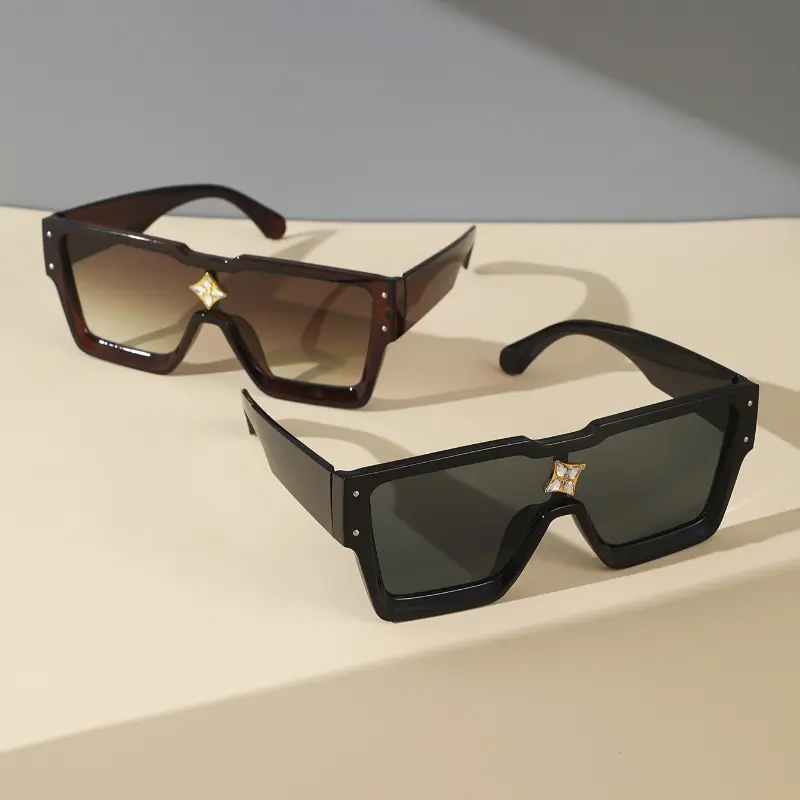 coveted status A Pair of Stylish Retro Rhinestone Decorative Square Glasses, Suitable for Both Men And Women, Perfect for Casual Daily Wear, Outings, And Parties. 4