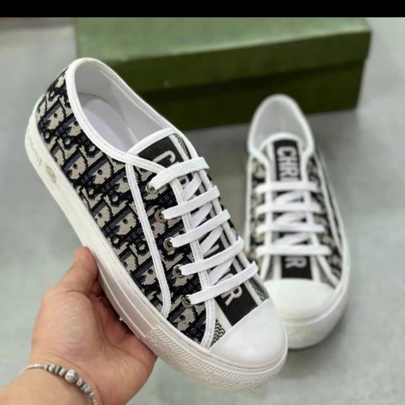 Giầy thể thao họa tiết chữ D nam nữ full size 36-43 Shoes Sneaker 1