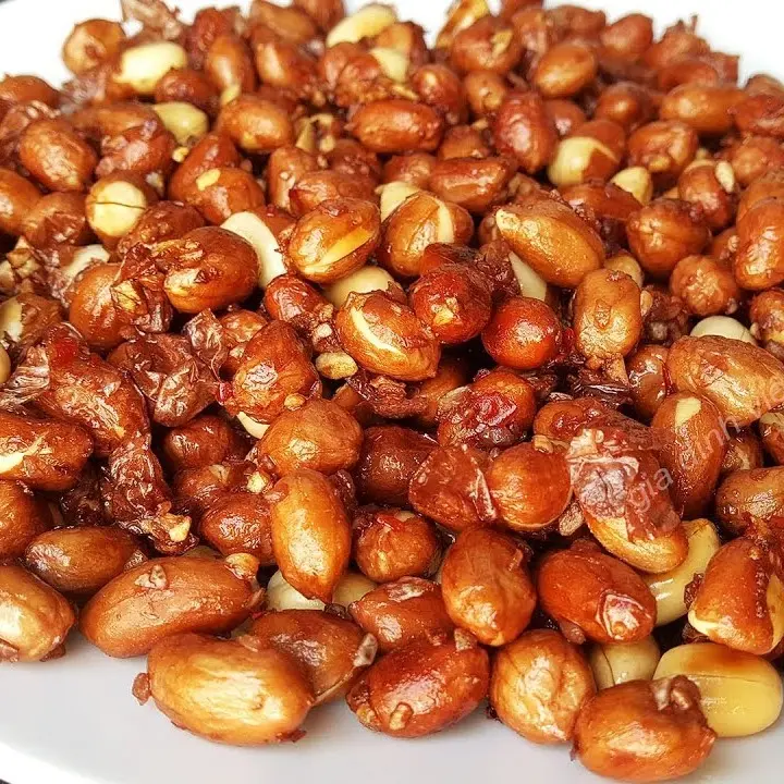 Đậu Phộng Rang Tỏi ớt - Gói 40gr nhà ROBIS