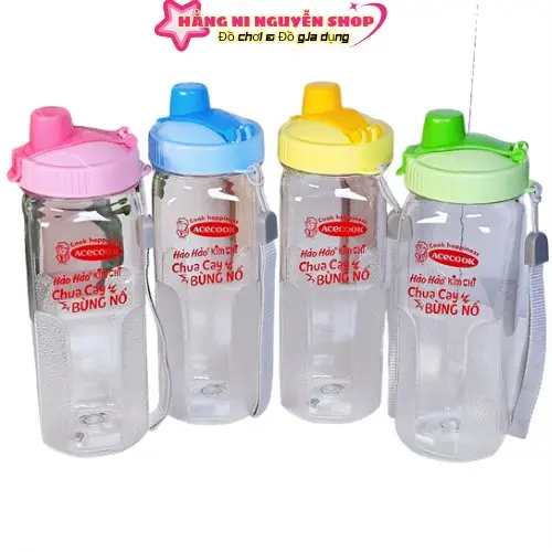 Bình nước nhựa Duy Tân 500ml có nắp bật và dây xách (MÀU NGẪU NHIÊN) 0