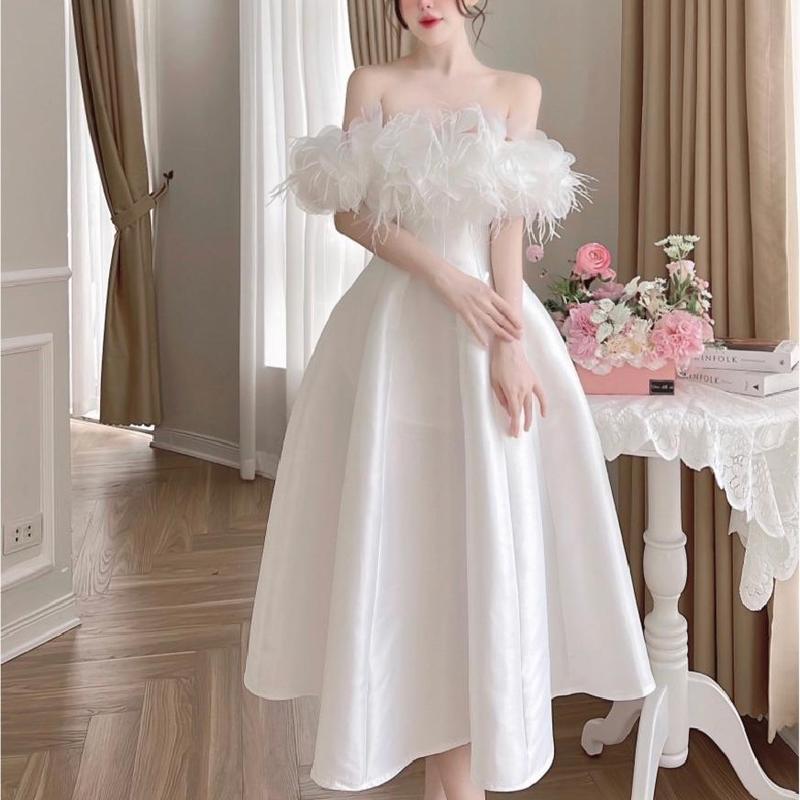 Lyra VTT082 - đầm tafta trễ vai dáng dài đính lông vũ sang trọng