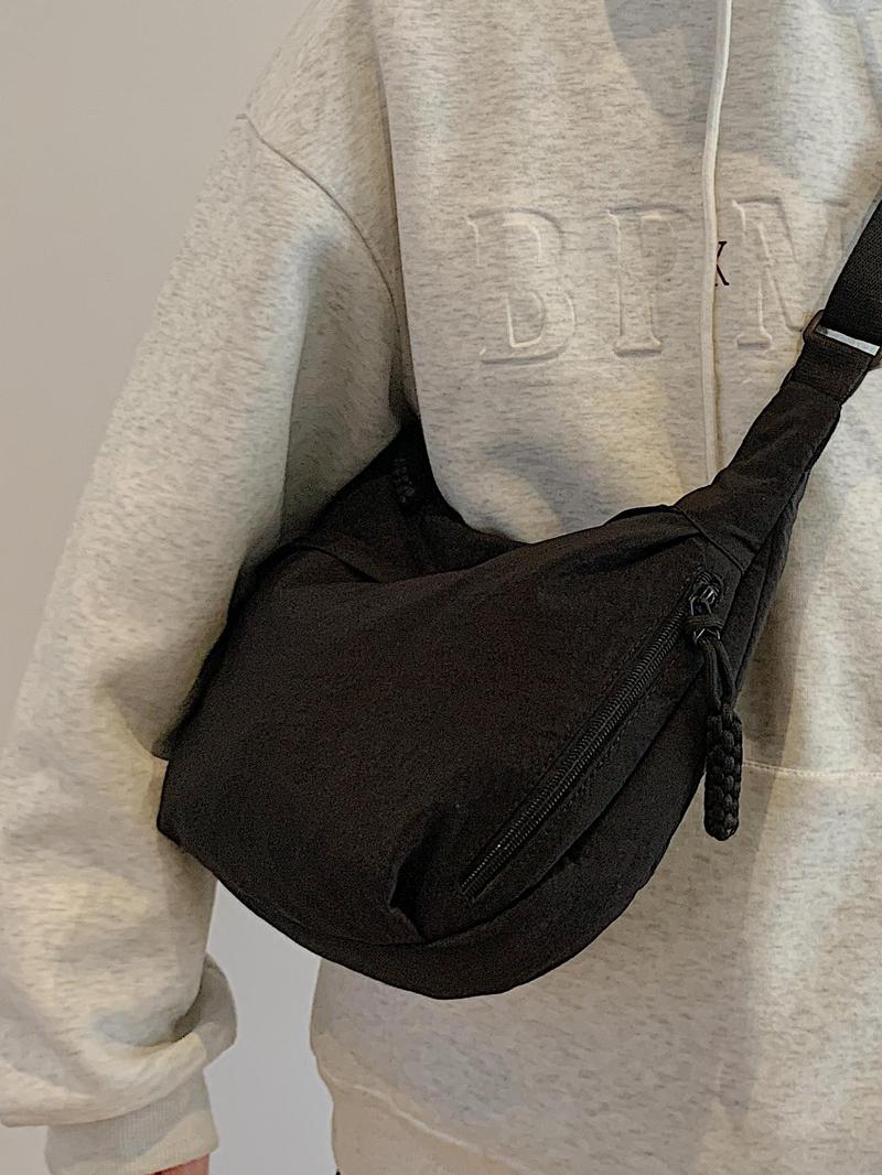 Product Introduction of Men's Casual Plain Color Crossbody Bag, Lightweight Shoulder Bag, Fashionable Sling Bag for Daily Commuting & Travel Use 3