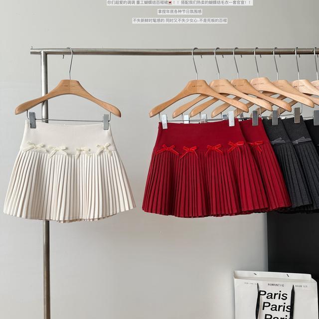 Chân Váy Len, Màu Trắng, Dành Cho Nữ, Cạp Cao, Bó Sát, Chân Váy Ngắn, Chân Váy Xếp Ly Chữ A Nhỏ Mùa Xuân, Dễ Phối Đồ, Hiệu Ứng Bó Sát Women
