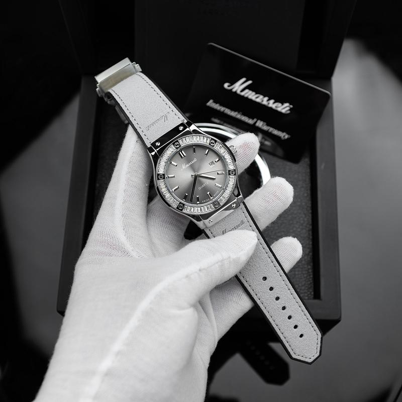 N169 Xám - [ MMASSETI X TANDONGHO ] Đồng hồ nam Mmasseti kèm hộp luxury đính đá ống sang trọng Màu xám , chống nước tốt