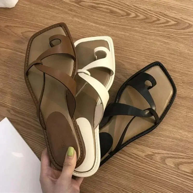 Sandals Women Summer New Version Clip Toe Flip Flops Outdoor Fashion Flat Casual Non-slip Sandals Female Beach Mules Footwear Walking Shoes