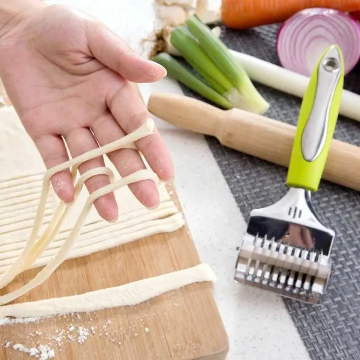 [COD] Roller Mie Pis4u Dapur Alat Pemotong Adonan Bakmie Rolling Noodles Cutter Multifungsi 3