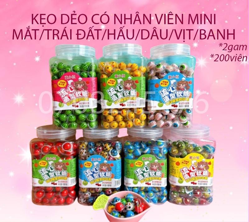 Kẹo dẻo có nhân viên mini thơm ngon ngộ nghĩnh giá rẻ hình con mắt trái đất chú vịt trái banh mặt nhện quả dâu dưa hấu 200viên x 2gam 1 viên Chua Nho