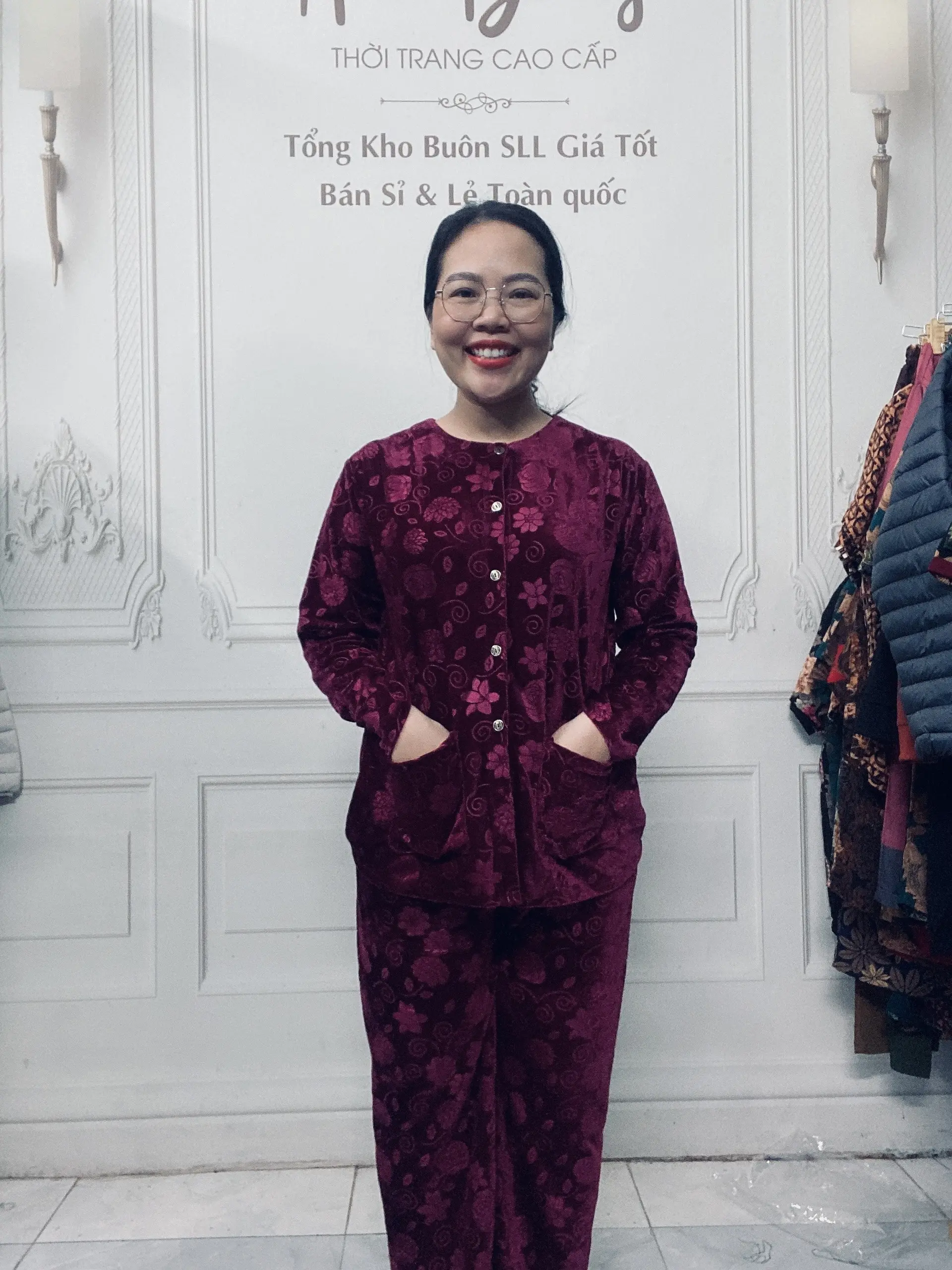 Đồ Bộ Trung Niên Chất Nhung Cho Bà THu Đông