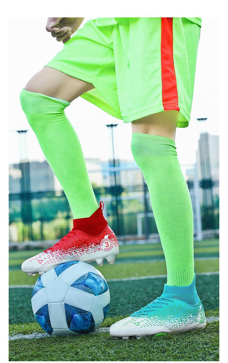 Product Introduction of （SIZE 31-47）Ready Stock Unisex Plus Size Football Shoes Outdoor Futsal Soccer Shoes Non-slip Training Shoes 30