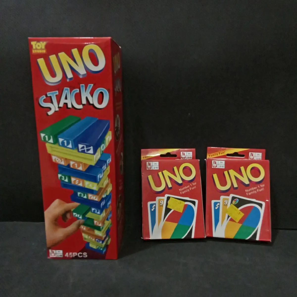Mainan UNO Stacko Dan UNO Kartu Sanrio